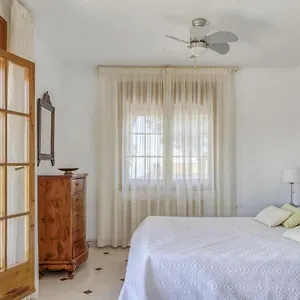 Villa Belvilla By Oyo In With Pool Spanje
